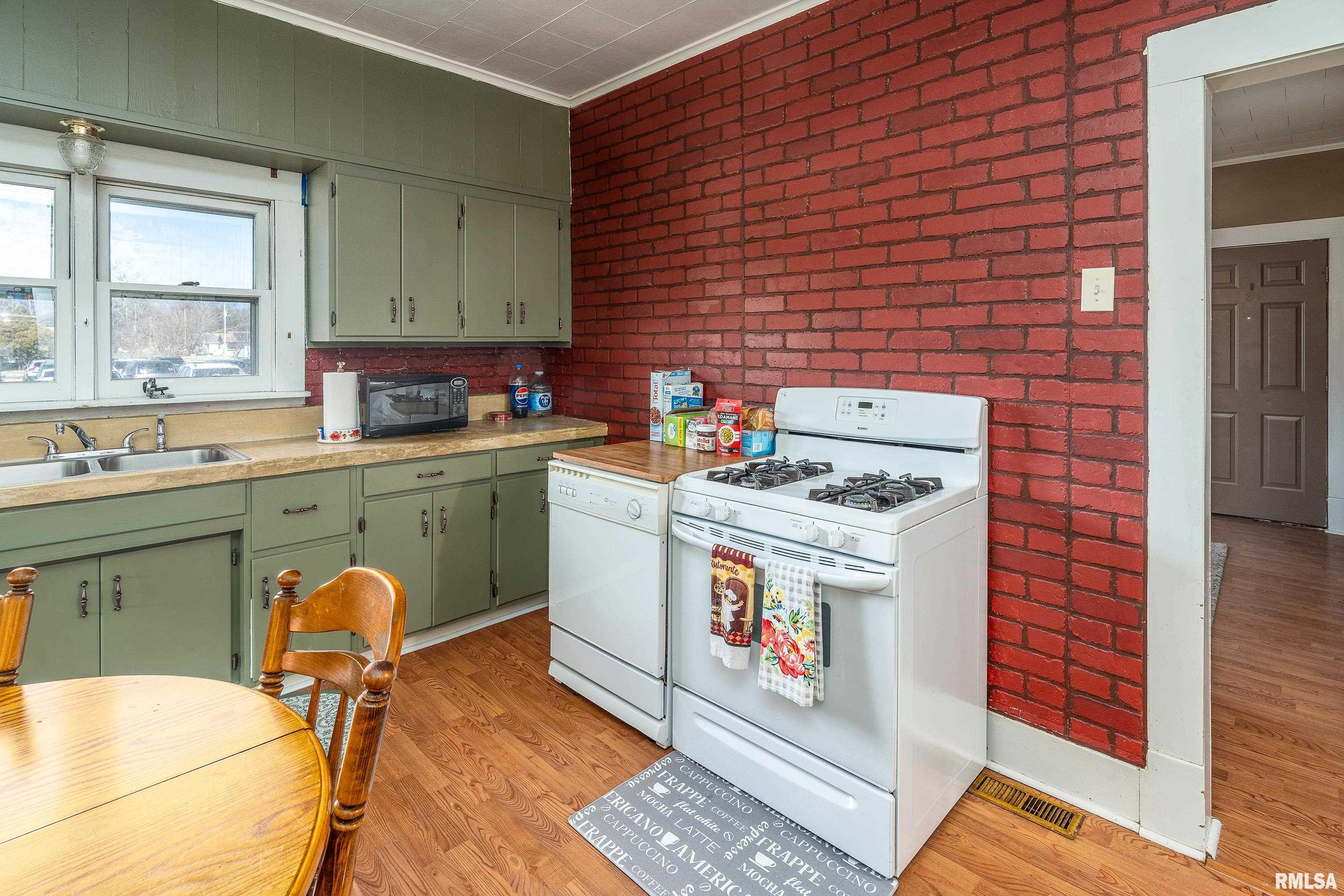 609 North 18th Street Herrin, IL 62948 - Photo 12 of 25