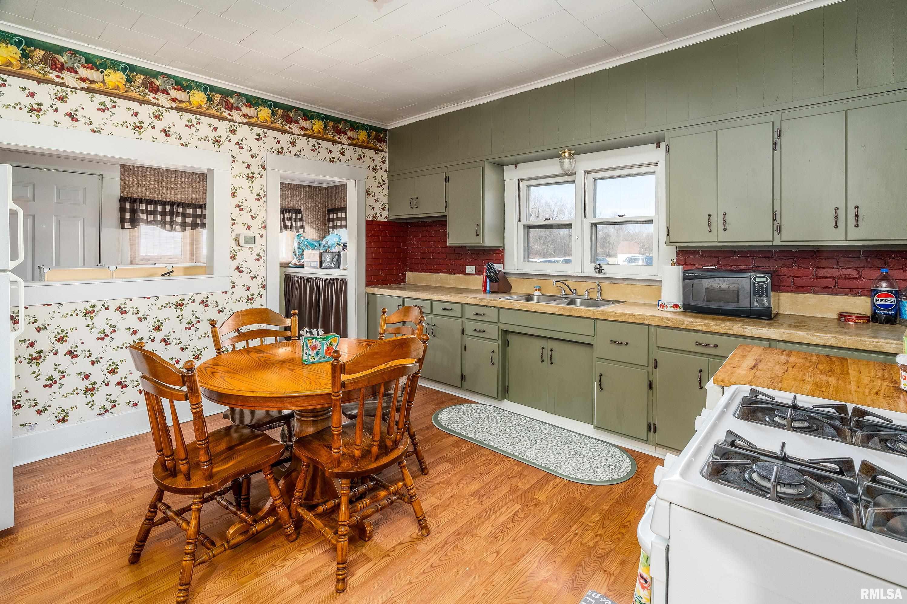 609 North 18th Street Herrin, IL 62948 - Photo 9 of 25