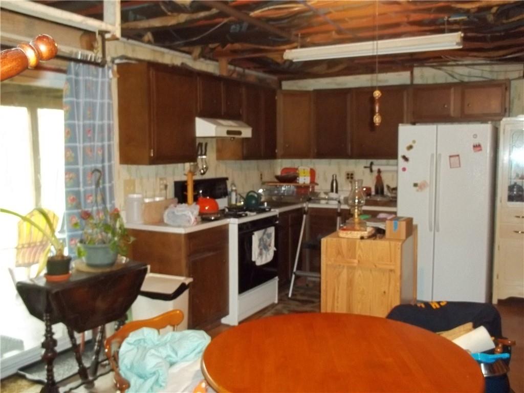 527 Glade Mills Road Valencia, PA 16059 - Photo 15 of 24 Gallery Image 15