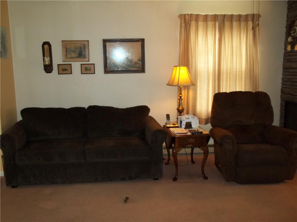 527 Glade Mills Road Valencia, PA 16059 - Photo 4 of 24 Gallery Image 4
