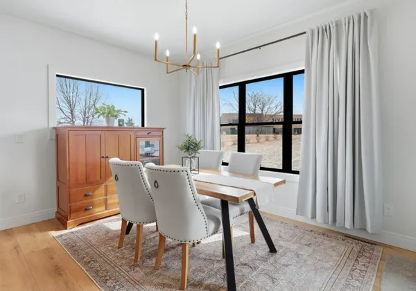 $3,499 | 1 Country Club Court, Le Claire, IA 52753