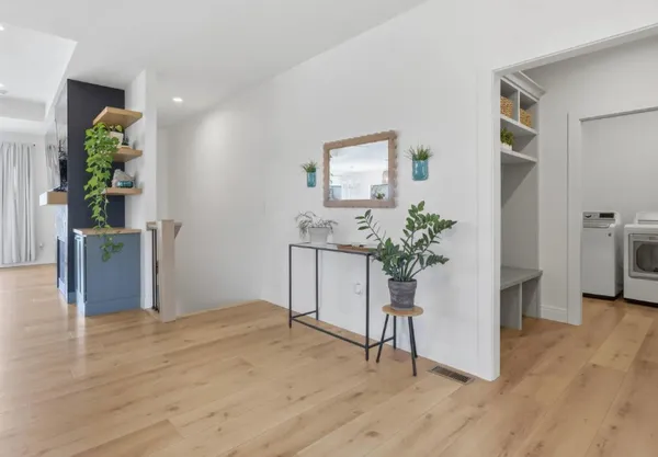 $3,499 | 1 Country Club Court, Le Claire, IA 52753