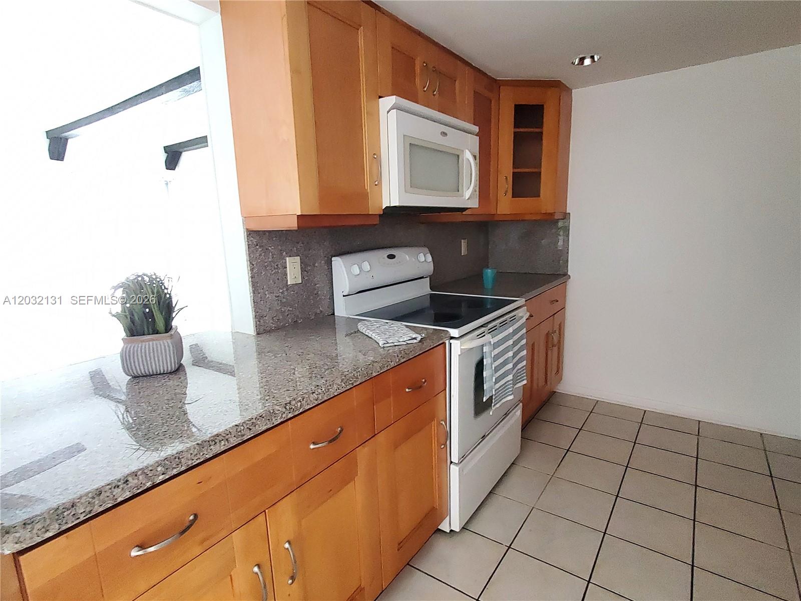 9780 Southwest 92nd Terrace Miami, FL 33176 - Photo 13 of 48