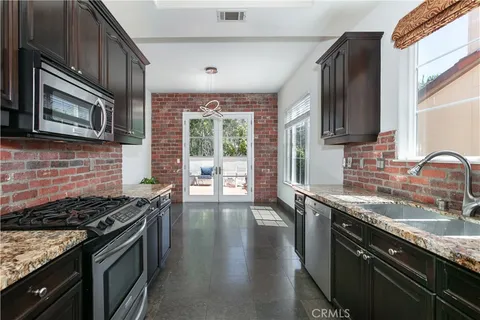 $960,000 | 1175 Corte Riviera, Camarillo, CA 93010