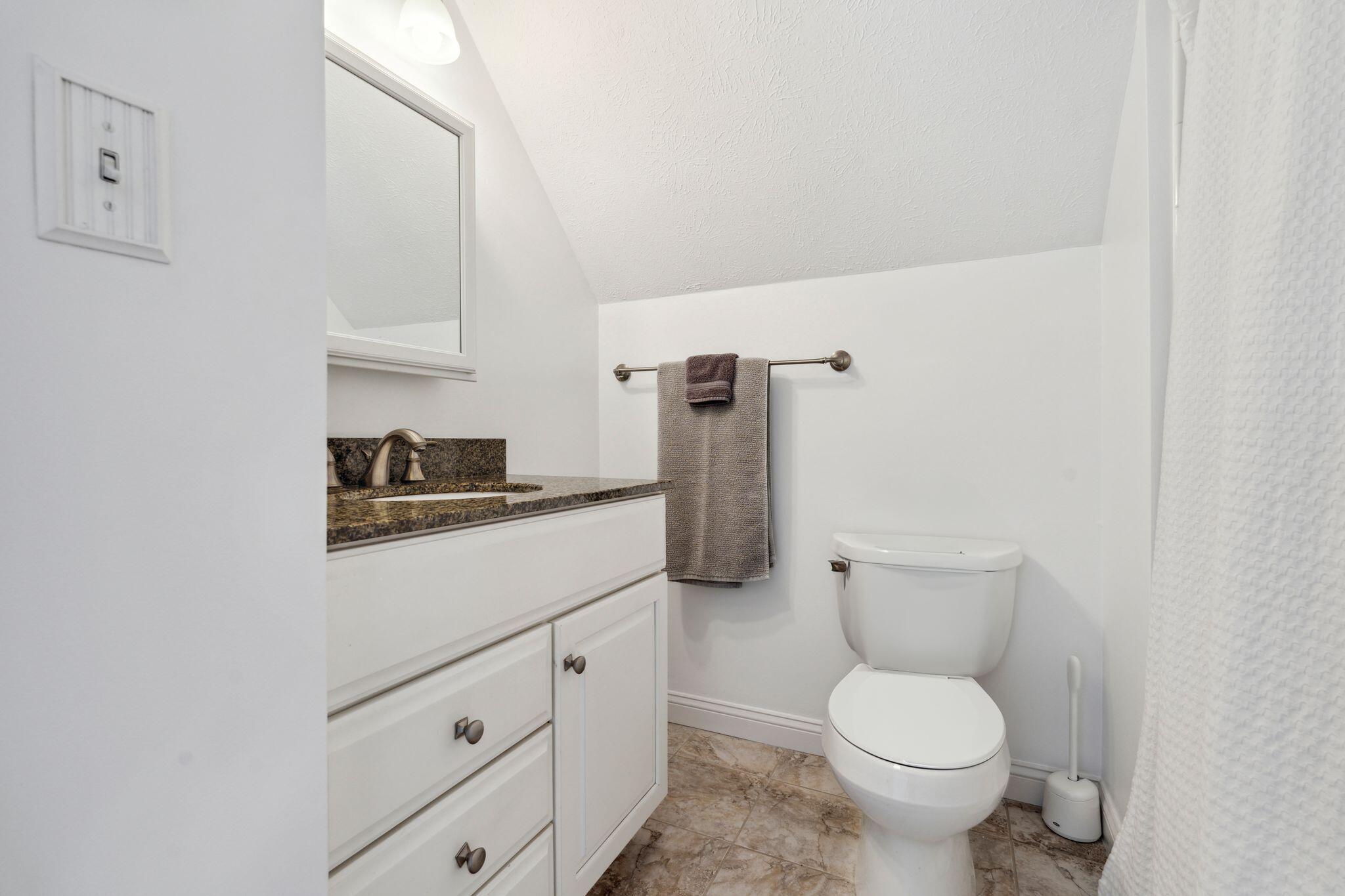 8 Chickadee Lane, Unit 8 Kennebunk, ME 04043 - Photo 21 of 26 8 Chickadee Ln Kennebunk ME 21