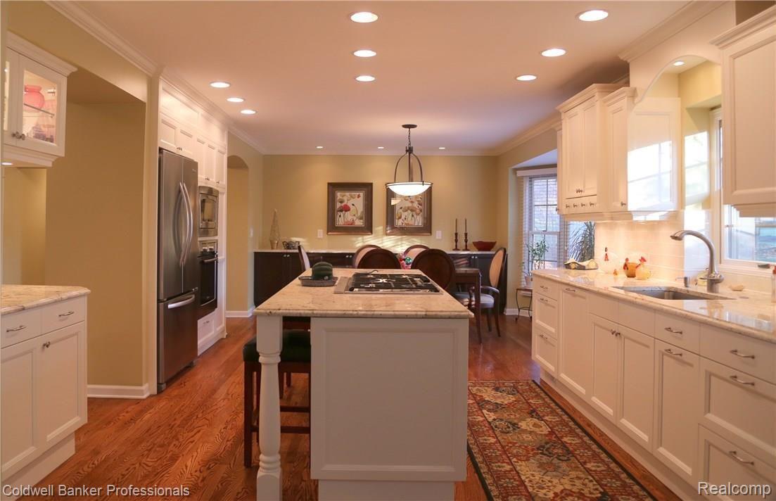 42507 Waterfall Road Northville, MI 48168 - Photo 17 of 36 29.jpg