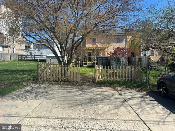 $3,200 | 223 East 8th Avenue, Conshohocken, PA 19428