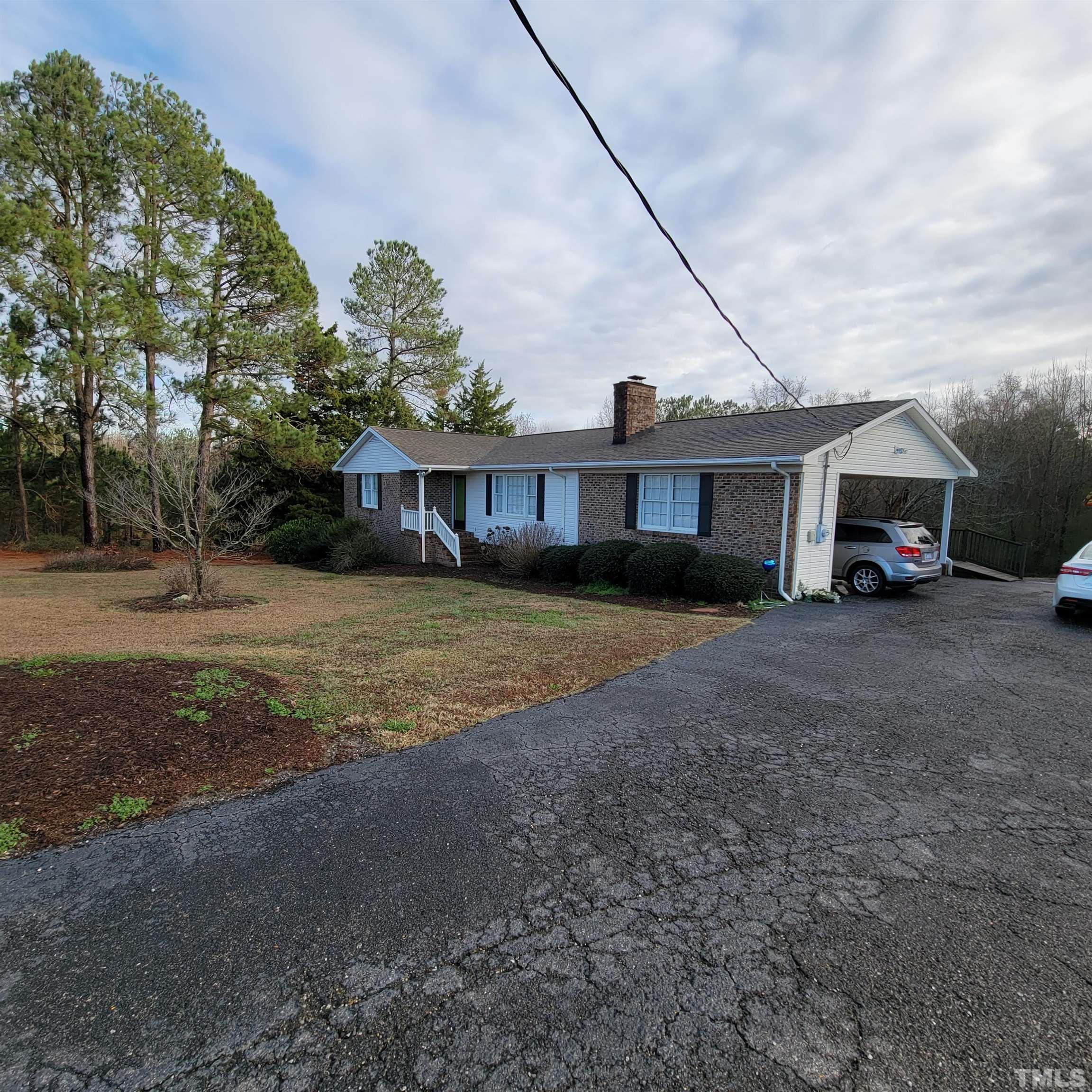 937 Shadetree Road Benson, NC 27504 - Photo 2 of 60 Gallery Image 2