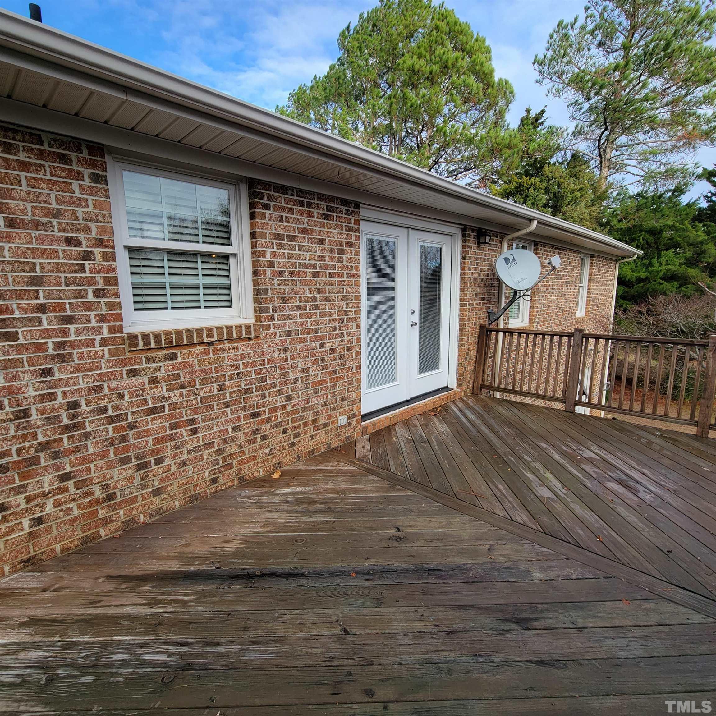 937 Shadetree Road Benson, NC 27504 - Photo 13 of 60 Gallery Image 13