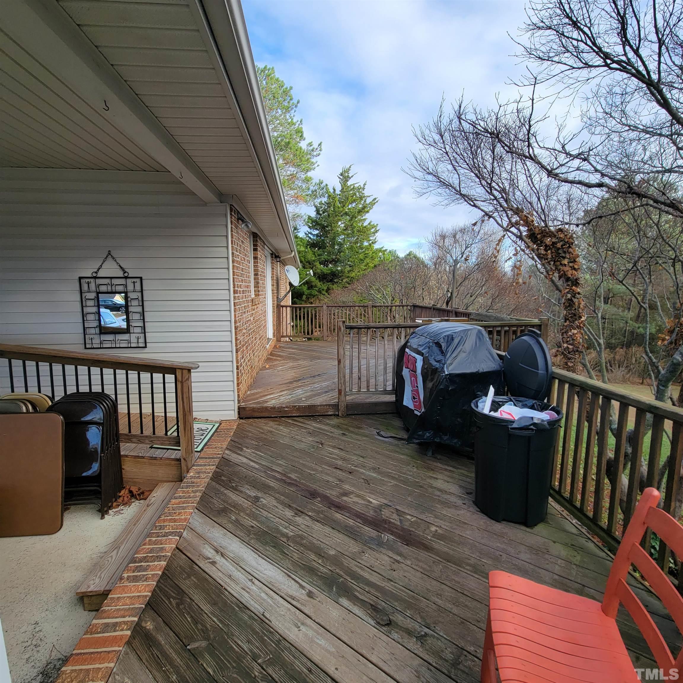 937 Shadetree Road Benson, NC 27504 - Photo 15 of 60 Gallery Image 15