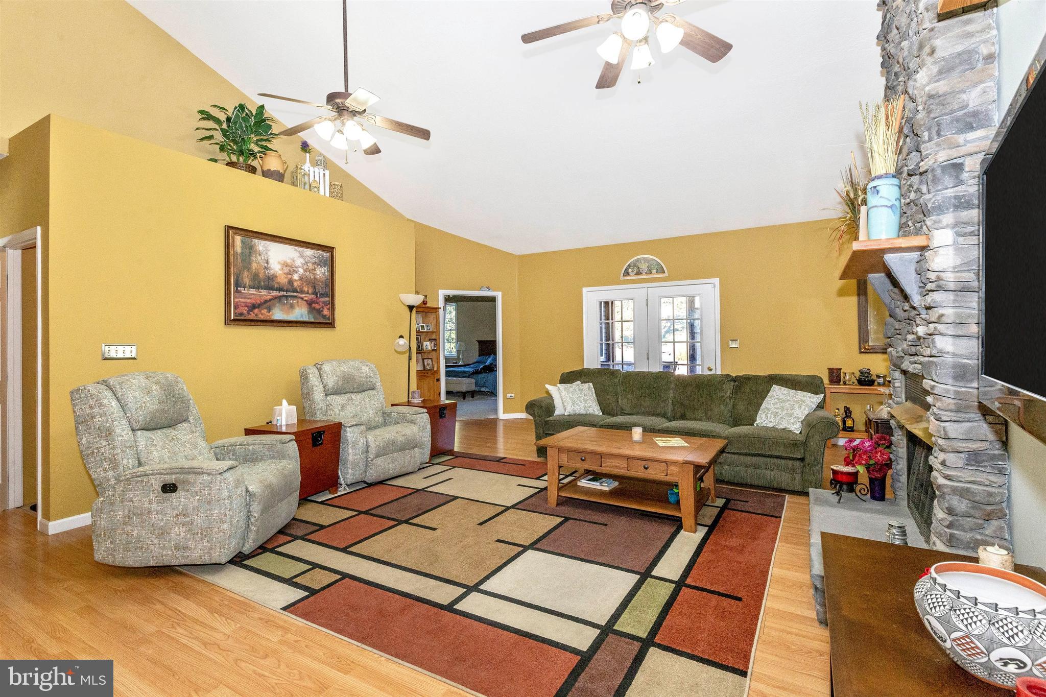 841 McGlaughlin Road Fairfield, PA 17320 - Photo 4 of 85 Open concept floor plan