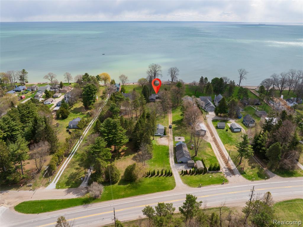 8171 Lakeshore Road Lexington, MI 48450 - Photo 1 of 45