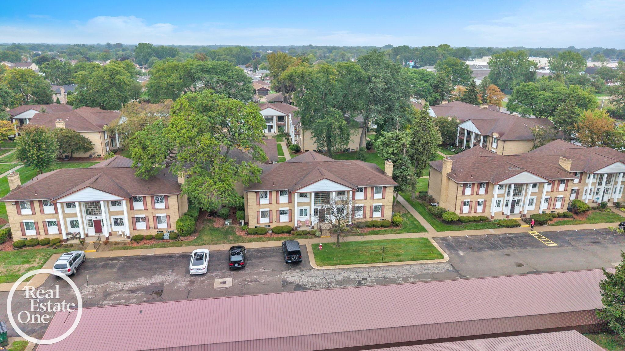29225 Hayes Road Warren, MI 48088 - Photo 27 of 27 50222292-d4a43af2-1189-46c4-a1e5-1223f96a004f.JPG