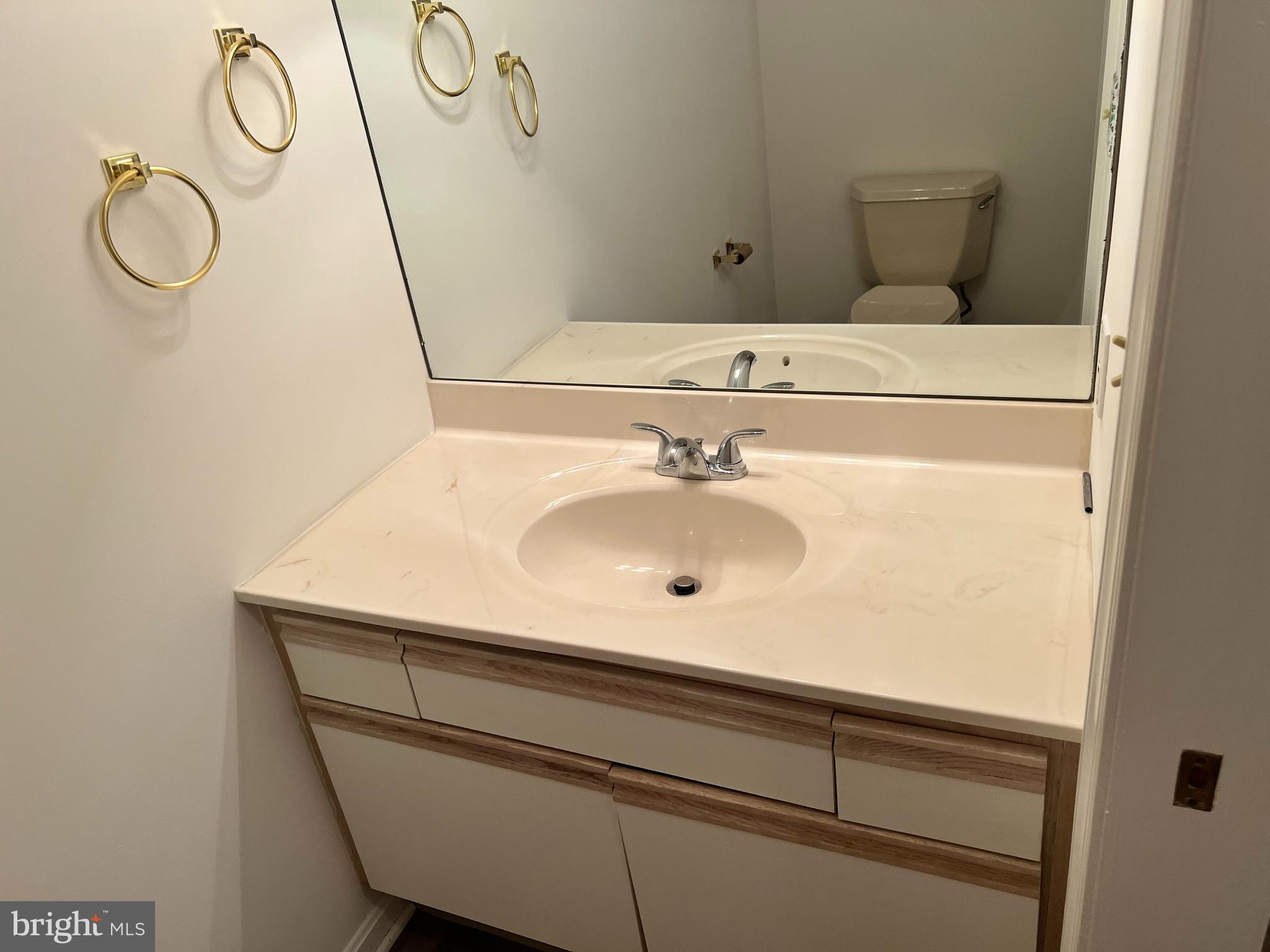 2053 Raleigh Road Hummelstown, PA 17036 - Photo 20 of 22 a bathroom with a sink and vanity