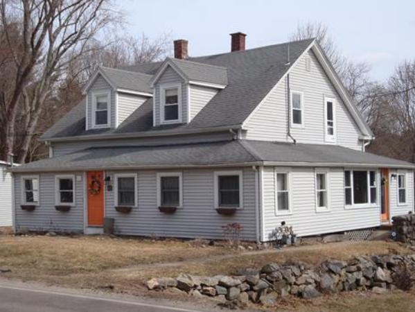 93 Harding Street Medfield, MA 02052 - Photo 1 of 12 Gallery Image 1
