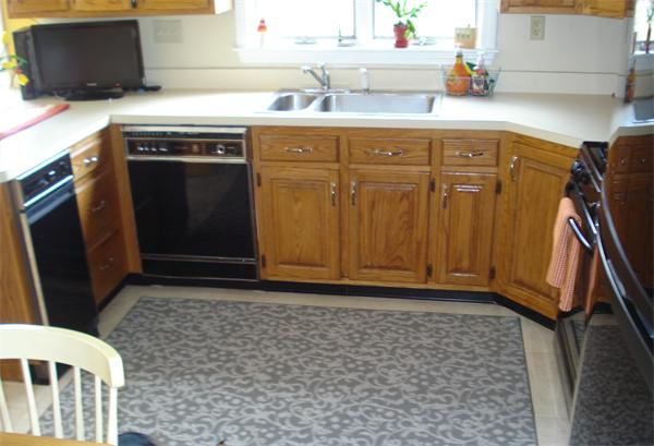 93 Harding Street Medfield, MA 02052 - Photo 5 of 12 Gallery Image 5