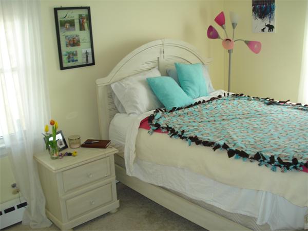 93 Harding Street Medfield, MA 02052 - Photo 6 of 12 Gallery Image 6