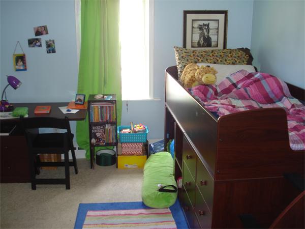 93 Harding Street Medfield, MA 02052 - Photo 7 of 12 Gallery Image 7