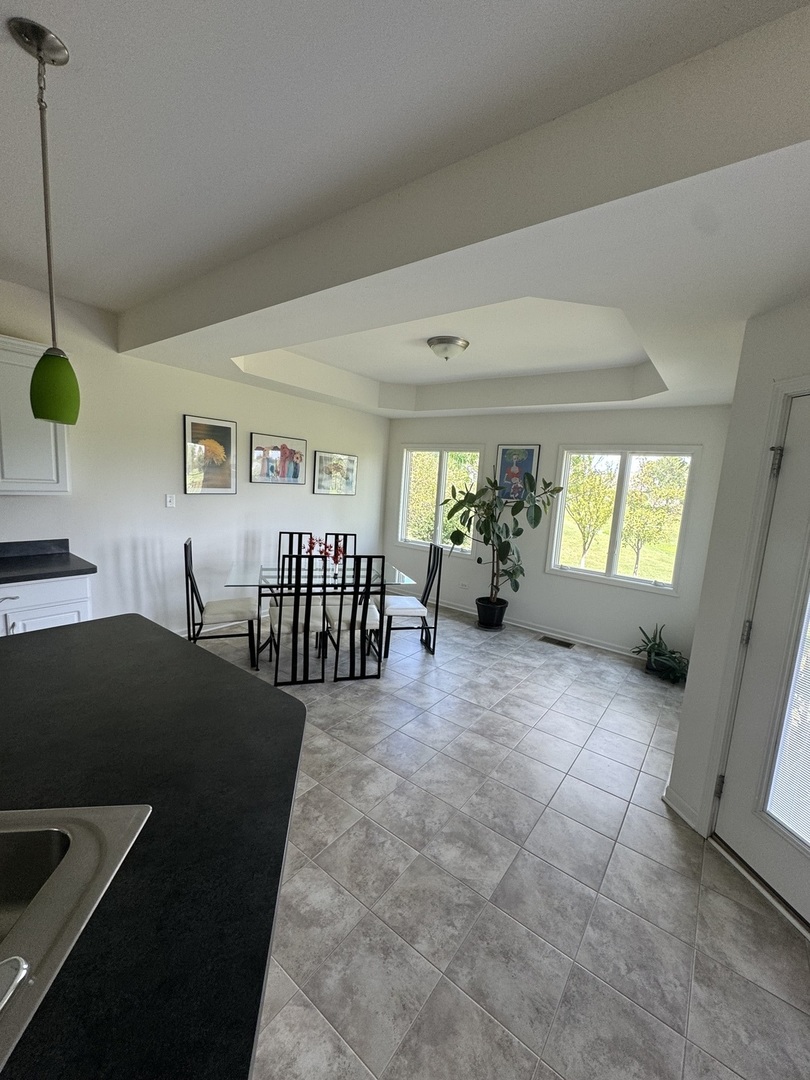 1239 Auburn Road Lemont, IL 60439 - Photo 7 of 33 Gallery Image 7