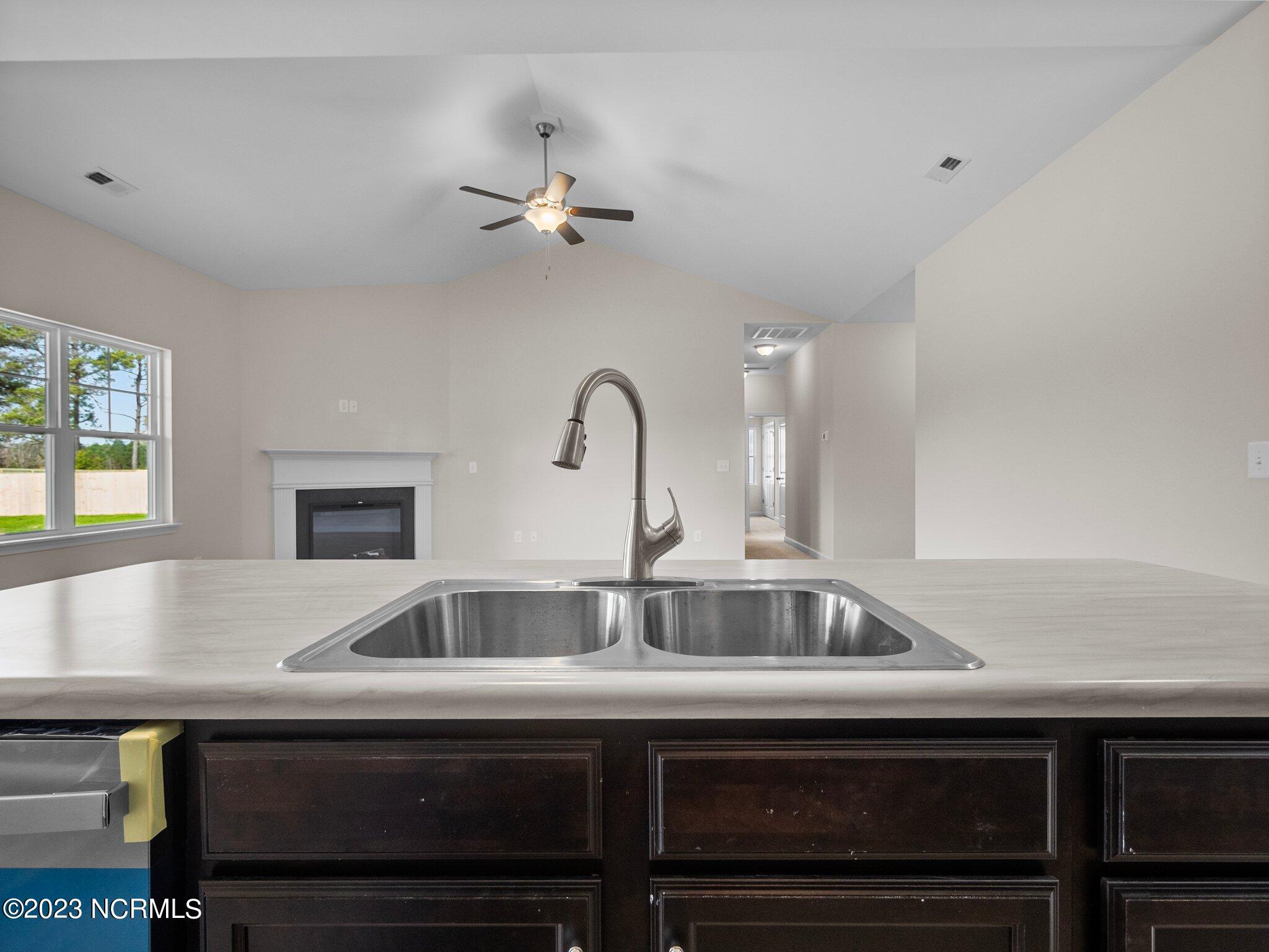 231 North Windy Ridge Road Hubert, NC 28539 - Photo 11 of 37 20-web-or-mls-PC051258