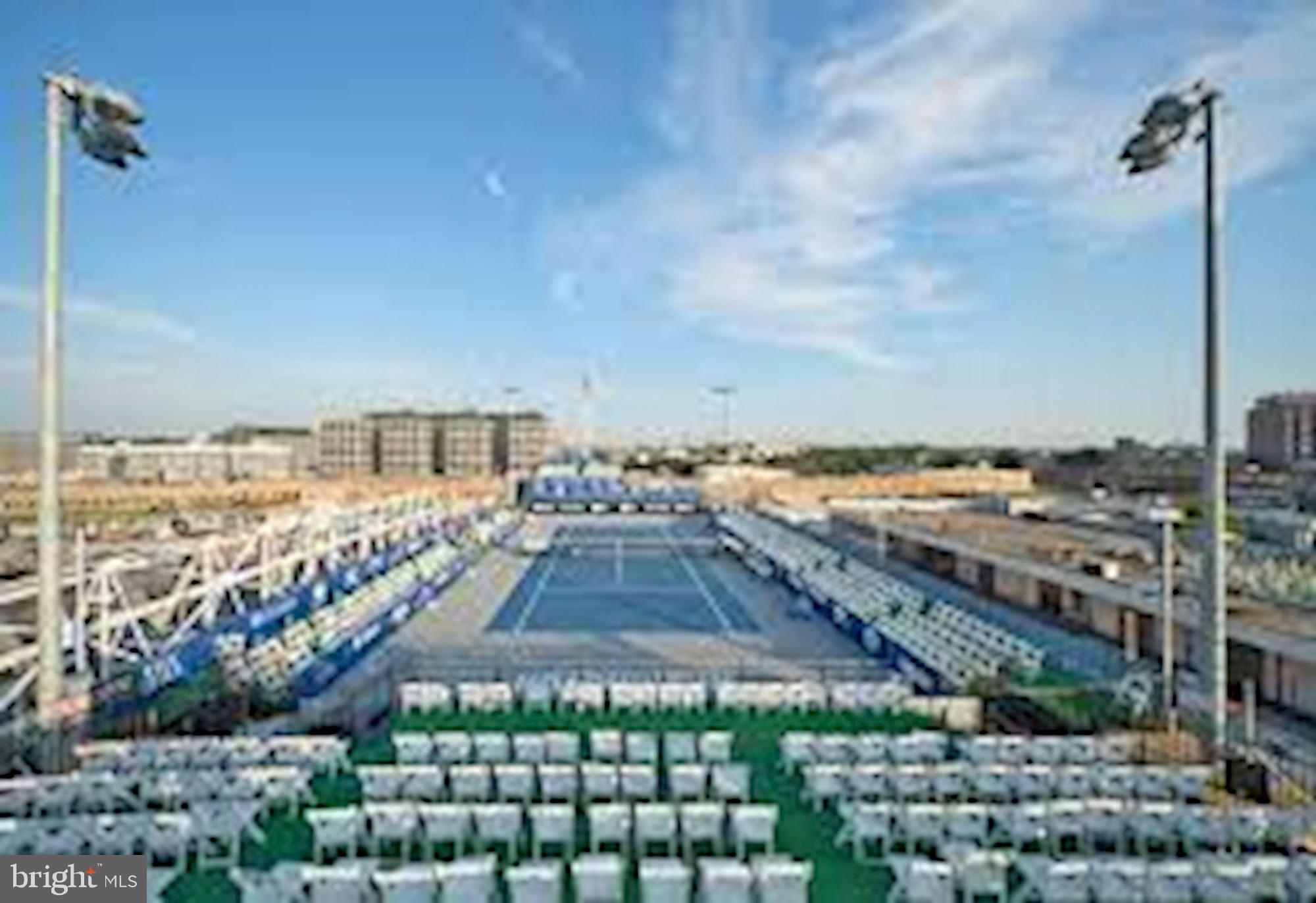 40 R Street Northwest Washington, DC 20001 - Photo 56 of 59 a city view