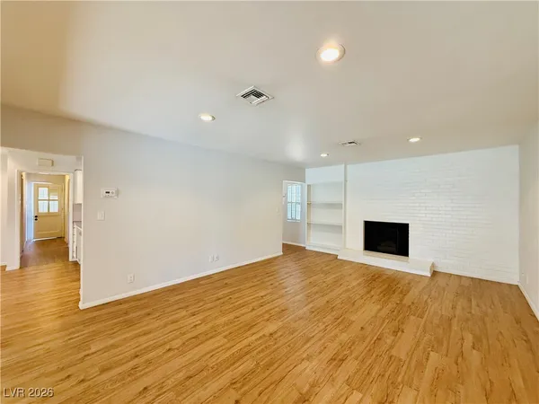 $3,000 | 1208 Buehler Drive, Las Vegas, NV 89102