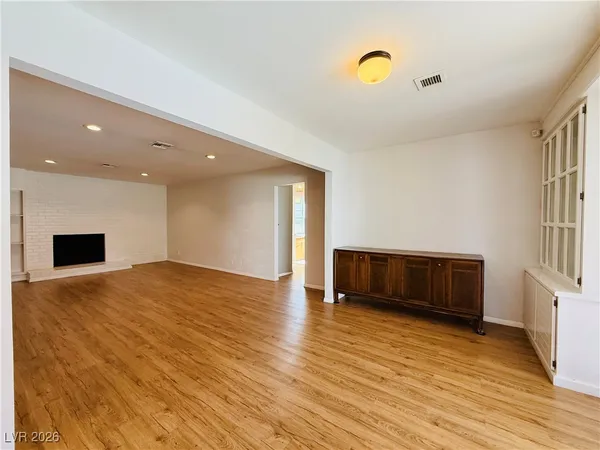 $3,000 | 1208 Buehler Drive, Las Vegas, NV 89102