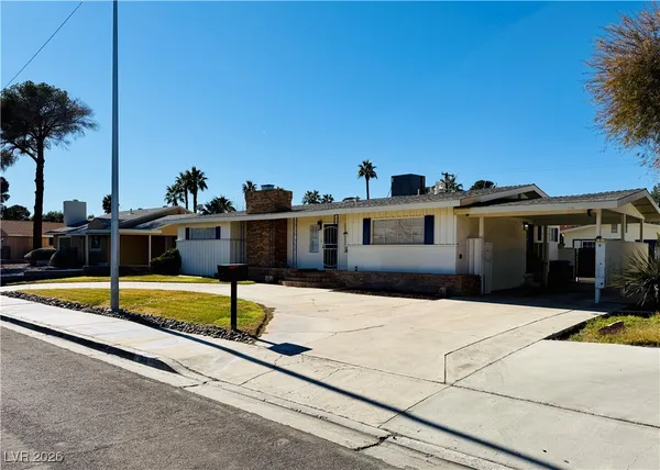 $3,000 | 1208 Buehler Drive, Las Vegas, NV 89102