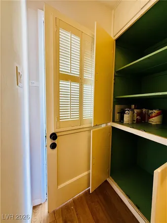 $2,895 | 1208 Buehler Drive, Las Vegas, NV 89102