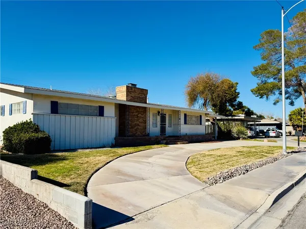 $3,000 | 1208 Buehler Drive, Las Vegas, NV 89102