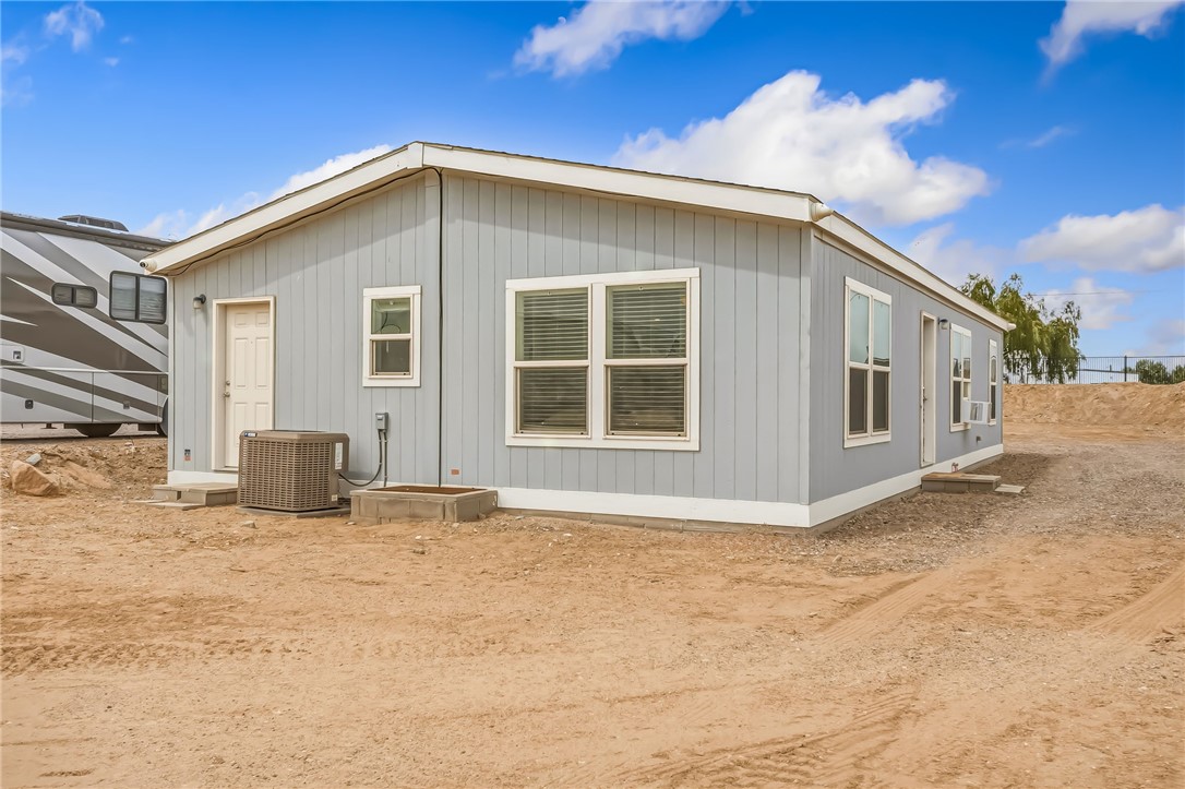1286 Dike Road Mohave Valley, AZ 86440 - Photo 10 of 35 a view of a house with a yard