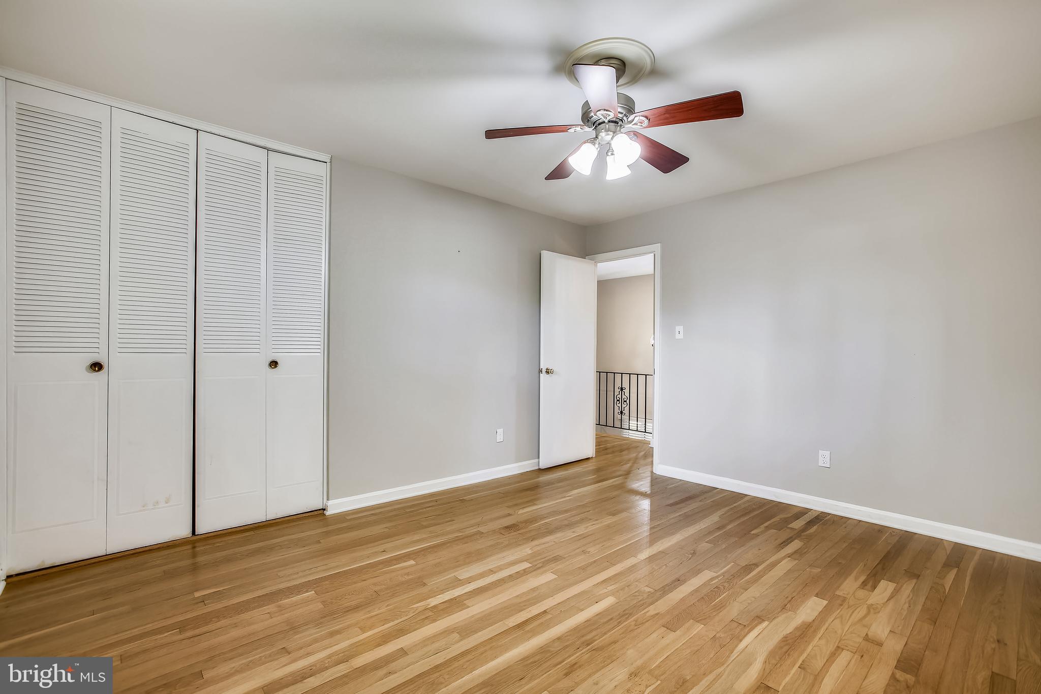 5253 Rolling Road Springfield, VA 22151 - Photo 27 of 46