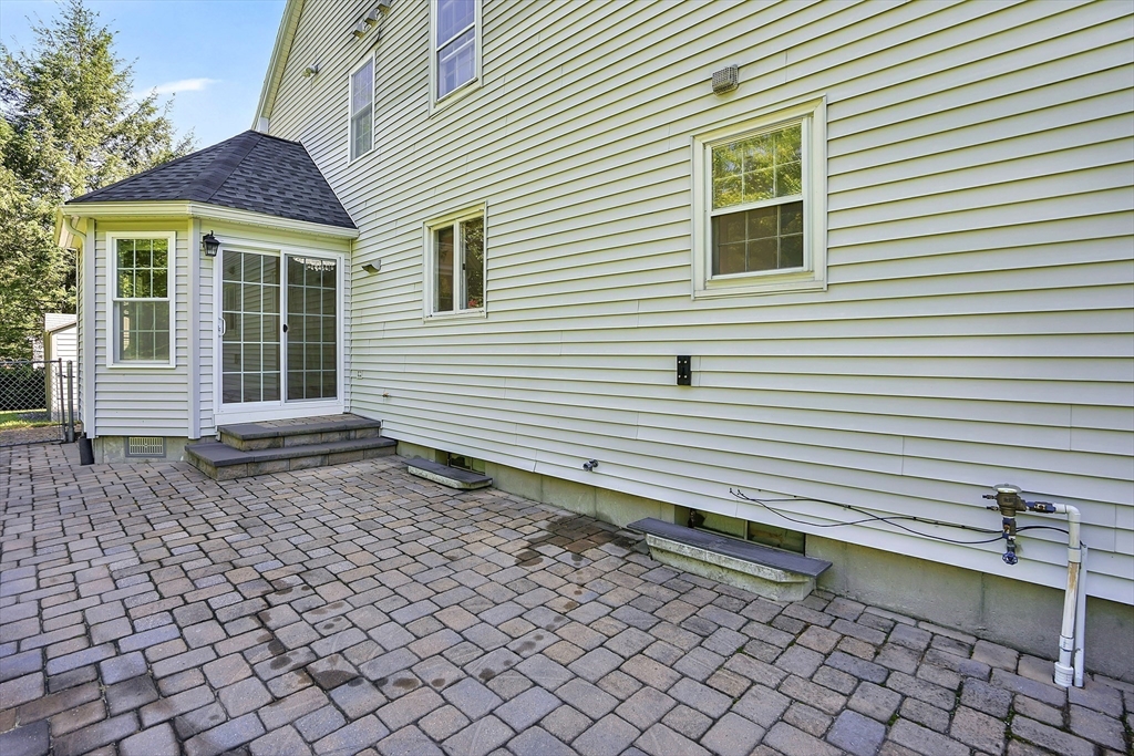 990 Frank Smith Road Longmeadow, MA 01106 - Photo 35 of 42