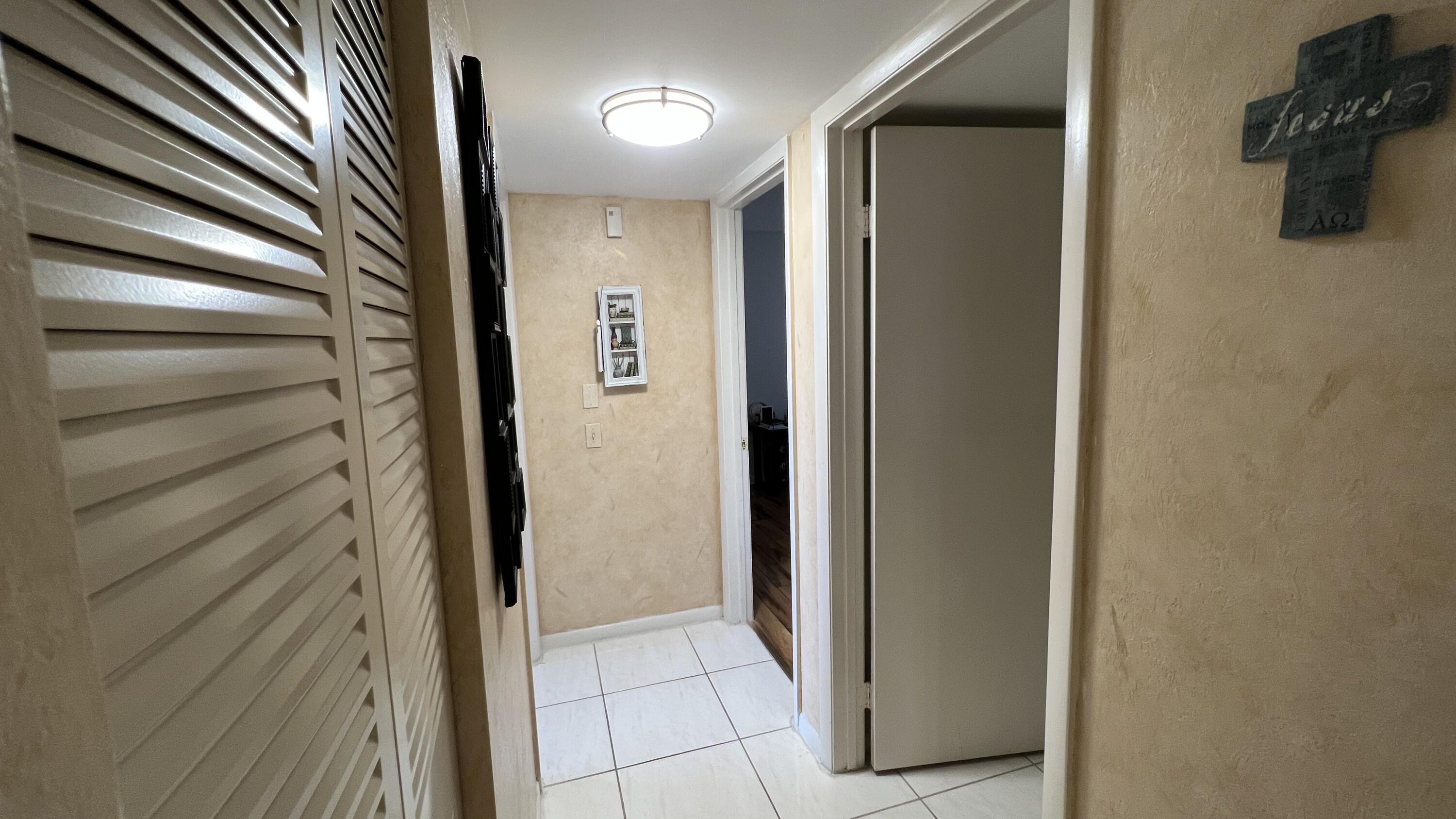 9300 Southwest 8th Street, Unit 310 Boca Raton, FL 33428 - Photo 8 of 17 IMG_6341