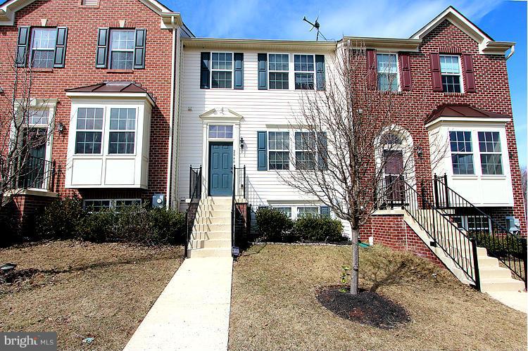 2040 Spring Run Circle Frederick, MD 21702 - Photo 1 of 30 Exterior (Front)