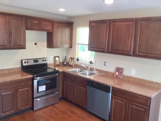 888 South Kellner Road Columbus, OH 43209 - Photo 2 of 8