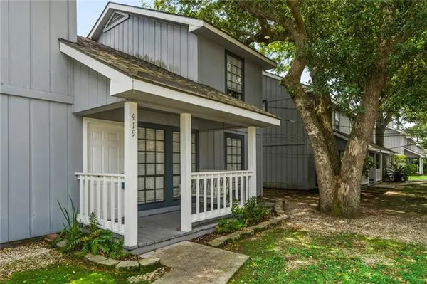 $139,500 | 419 Cedarwood Drive, Unit 419, Mandeville, LA 70471