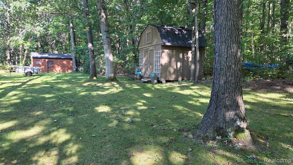 1600 Moffat Road Leonard, MI 48367 - Photo 32 of 44 Gallery Image 32