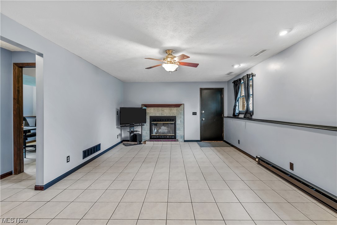4352 Jones Road Diamond, OH 44412 - Photo 18 of 27 Gallery Image 18