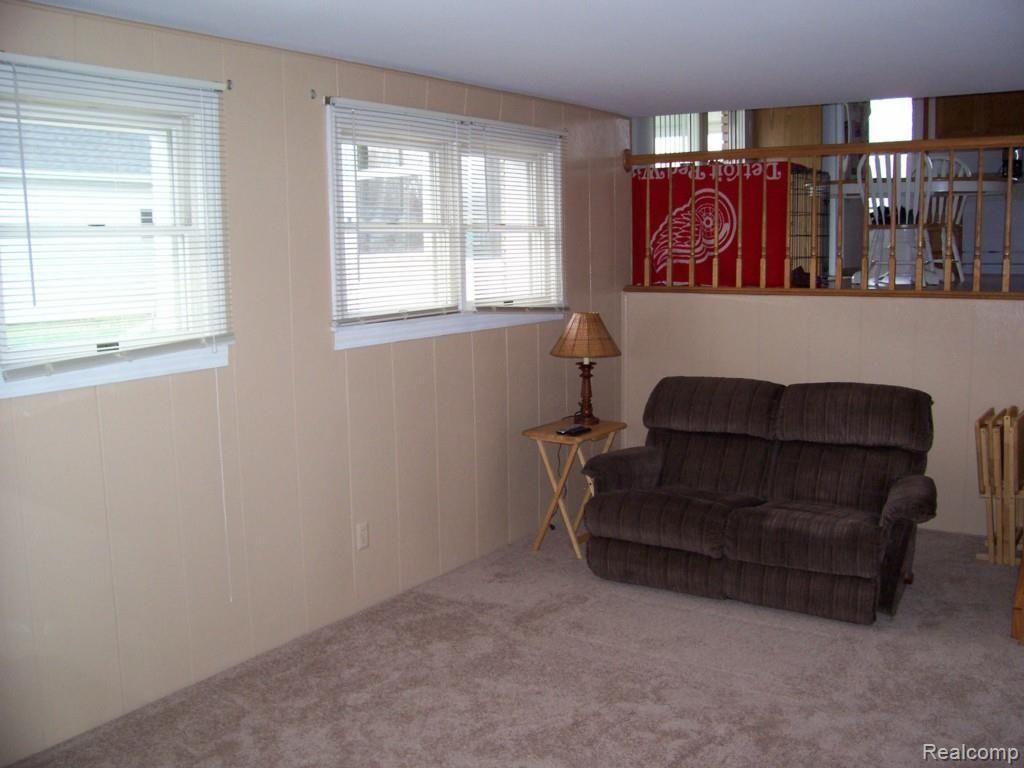 41969 Old Bridge Road Canton, MI 48188 - Photo 17 of 19 Family Room