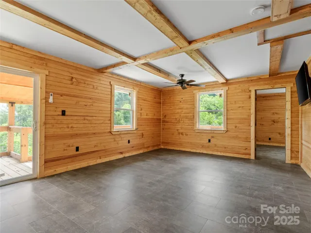 a view of empty room