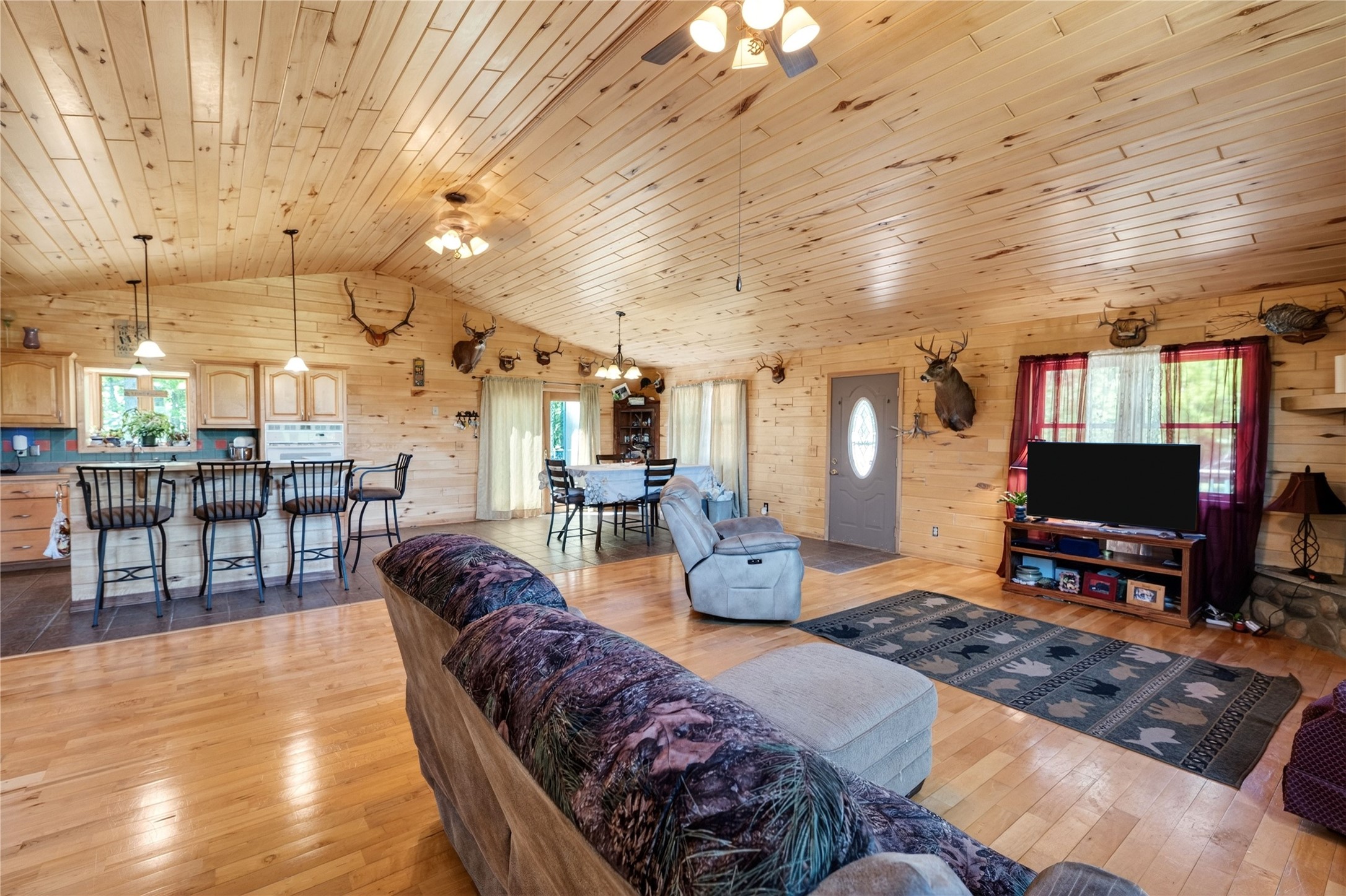 6105 North Fred Tripp Road Road Springbrook, WI 54875 - Photo 2 of 47