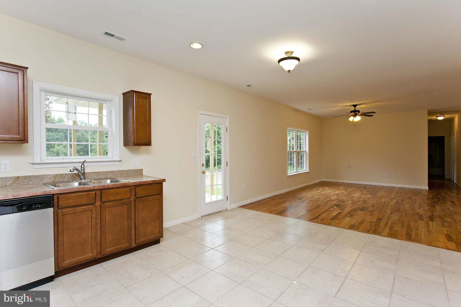 236 Fairview Road Gore, VA 22637 - Photo 8 of 23 Interior (General)