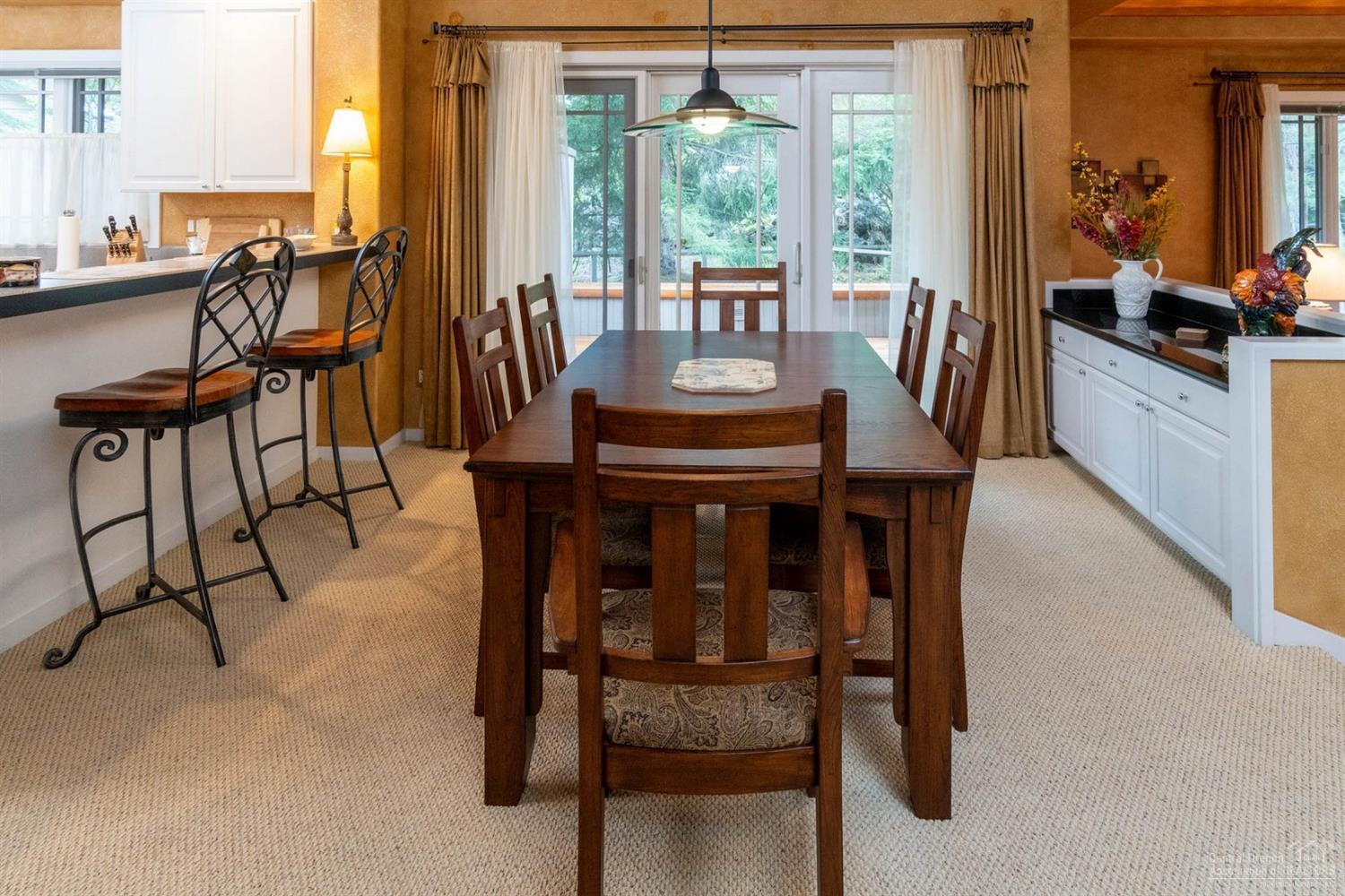 20402 Christmas Ridge Bend, OR 97702 - Photo 9 of 25 Additional Photo