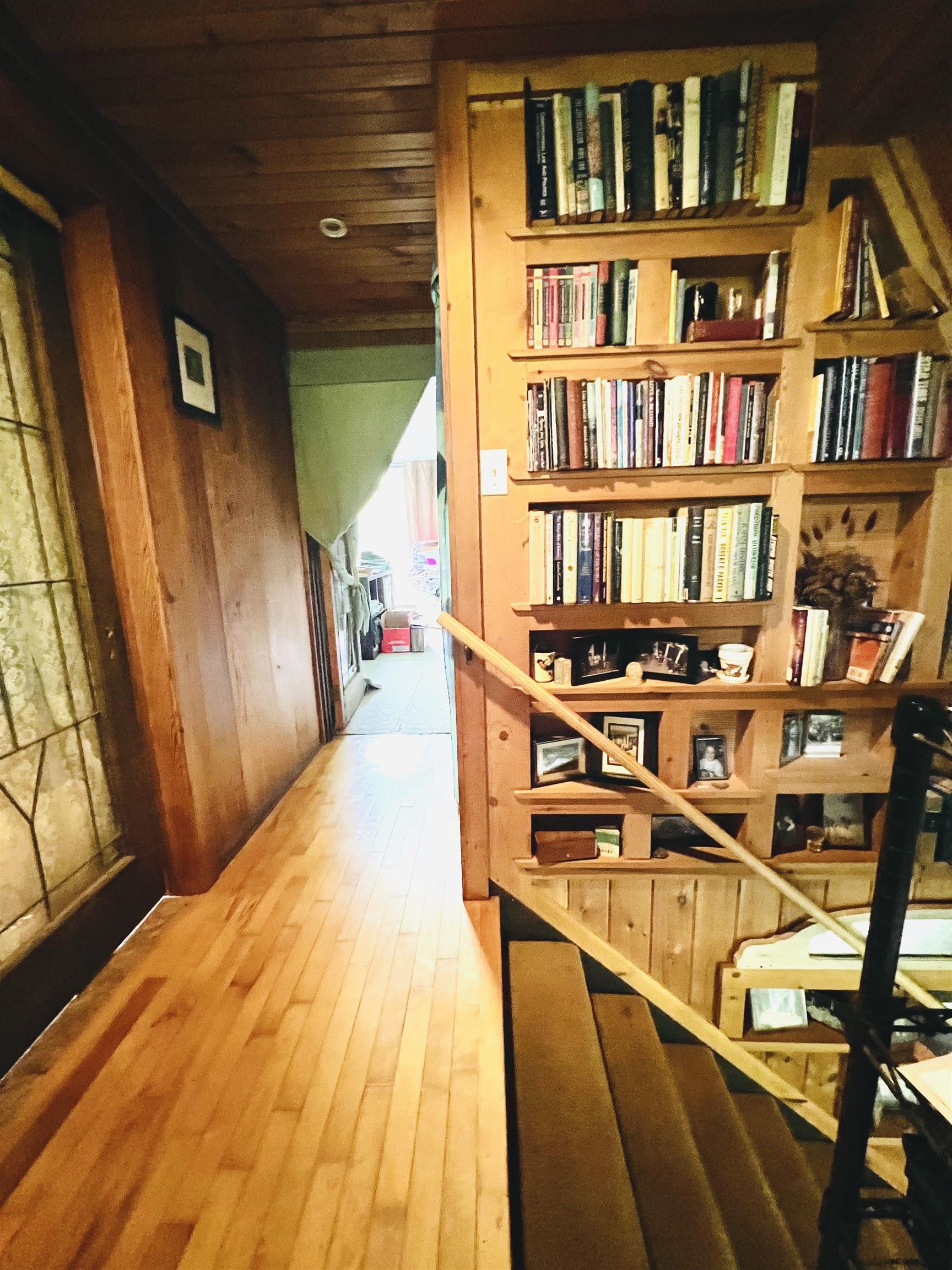 731 West Hlavka Road Maple City, MI 49664 - Photo 14 of 50 1911550-13.JPG