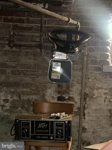 a close view of stove