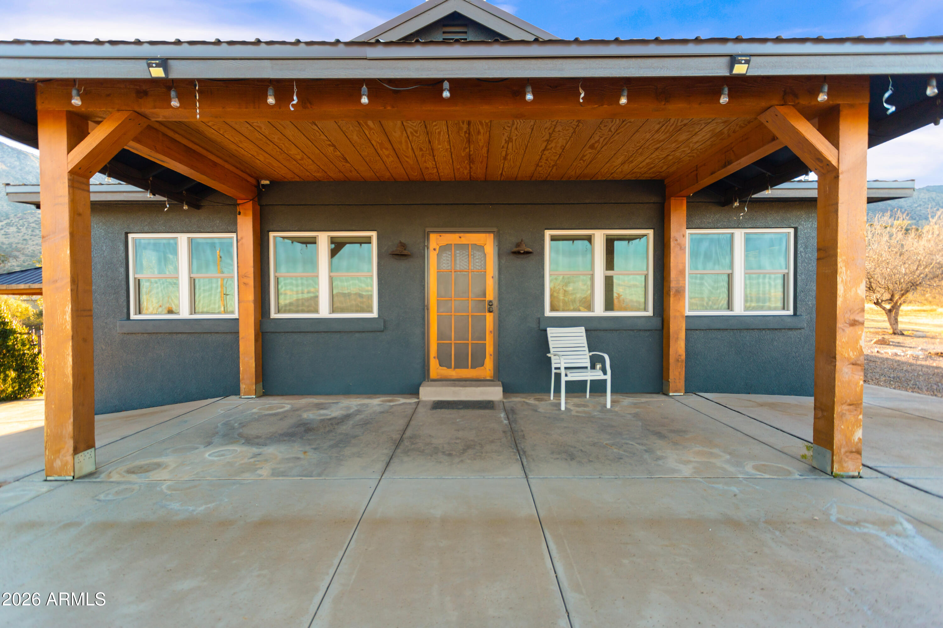 5306 East Spring Road Hereford, AZ 85615 - Photo 5 of 61 front porch