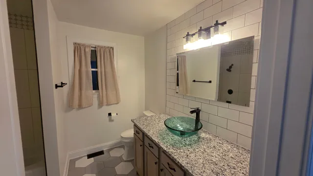 $2,450 | 4907 Log Cabin Road, Nashville, TN 37216