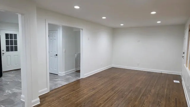 $2,450 | 4907 Log Cabin Road, Nashville, TN 37216