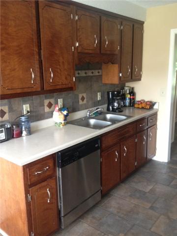 3417 Allen Road Clarksville, TN 37042 - Photo 9 of 18 Kitchen